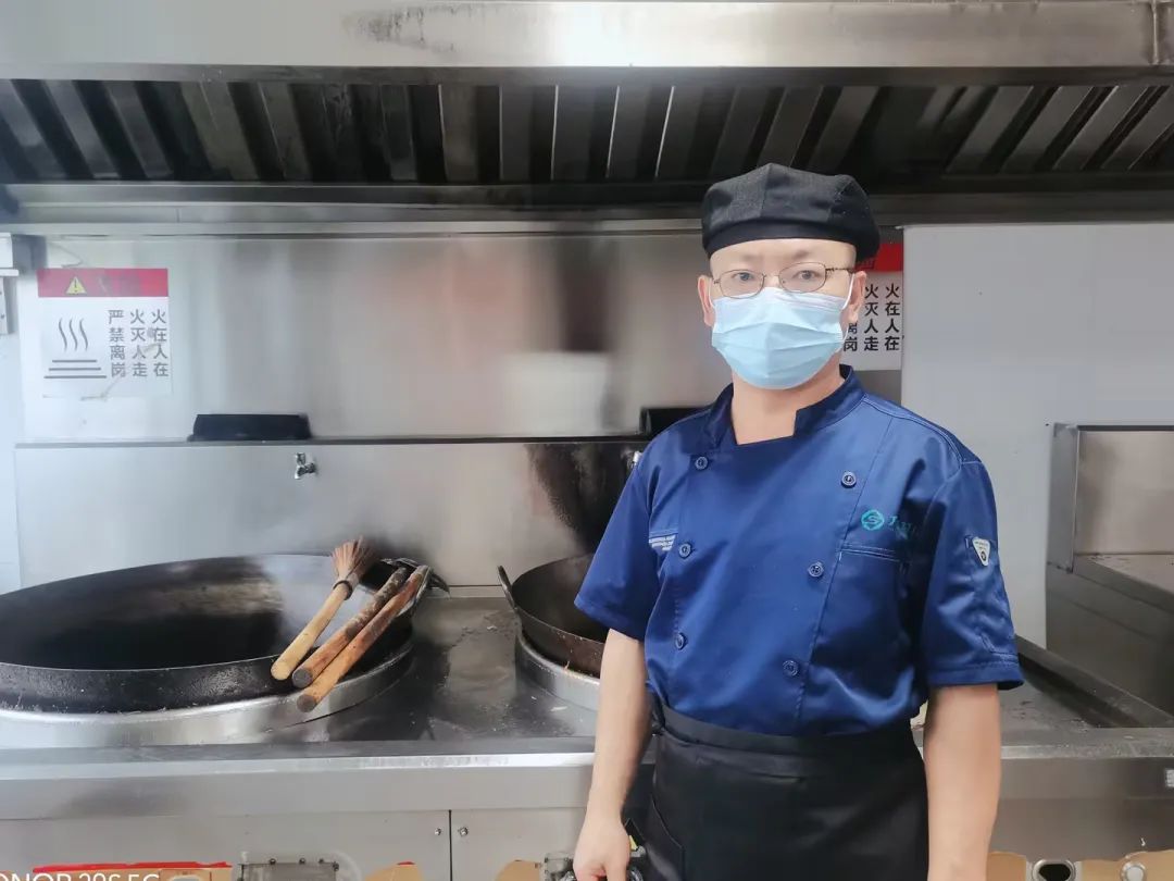 d8e0445b-f261-4854-a189-dad47e4345d6